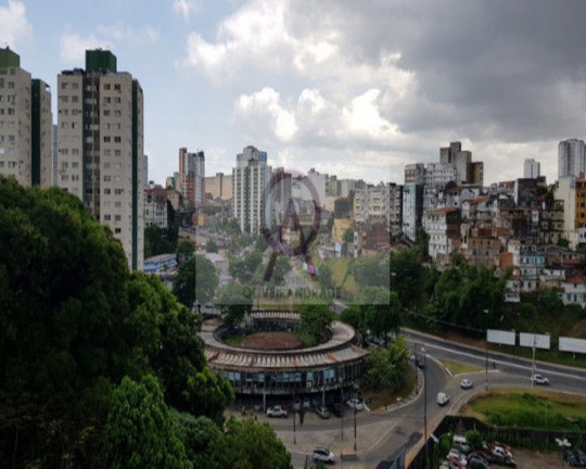Imagem Imóvel com 2 Quartos à Venda, 45 m² em Garcia - Salvador Imagem Imóvel com 2 Quartos à Venda, 45 m² em Garcia - Salvador