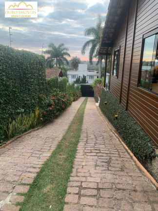 Imagem Casa com 4 Quartos à Venda, em Bandeirantes (pampulha) - Belo Horizonte Imagem Casa com 4 Quartos à Venda, em Bandeirantes (pampulha) - Belo Horizonte