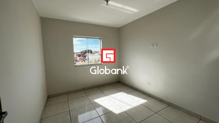 Imagem Apartamento com 3 Quartos para Alugar, 130 m² em Vila Sumaré - Montes Claros Imagem Apartamento com 3 Quartos para Alugar, 130 m² em Vila Sumaré - Montes Claros