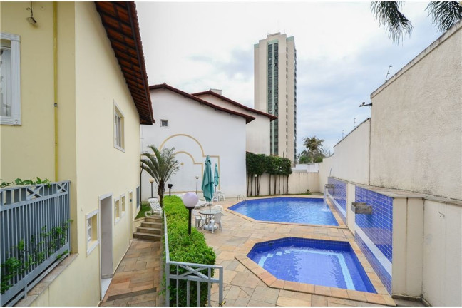 Imagem Casa com 2 Quartos à Venda, 110 m² em Vila Antônio - São Paulo Imagem Casa com 2 Quartos à Venda, 110 m² em Vila Antônio - São Paulo
