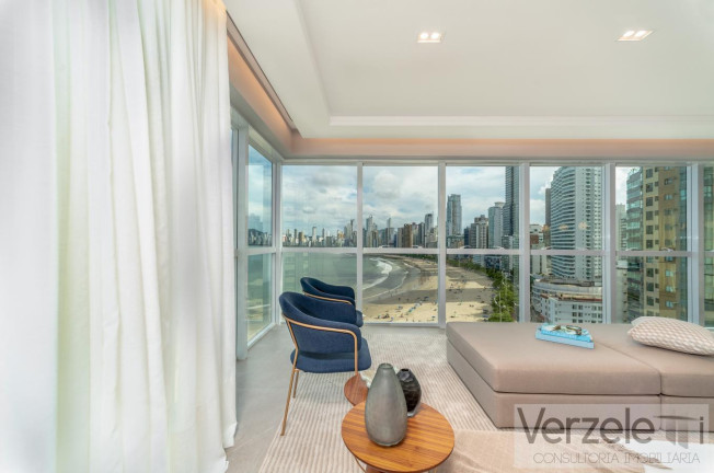Imagem Apartamento com 4 Quartos à Venda, 282 m² em Pioneiros - Balneário Camboriú Imagem Apartamento com 4 Quartos à Venda, 282 m² em Pioneiros - Balneário Camboriú