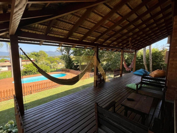 Imagem Imóvel com 3 Quartos à Venda, em Ibiraquera - Imbituba Imagem Imóvel com 3 Quartos à Venda, em Ibiraquera - Imbituba