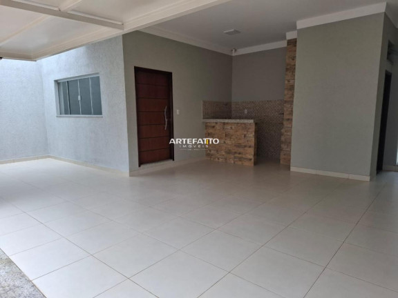 Imagem Casa com 3 Quartos à Venda, 200 m²