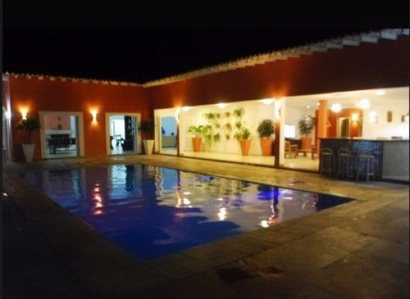 Casa com 7 Quartos à Venda, 400 m² em Balneário Praia Do Pernambuco - Guarujá