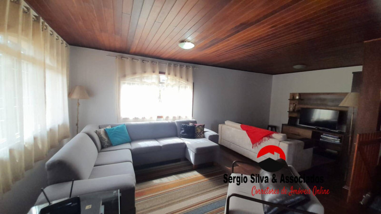 Imagem Casa com 3 Quartos à Venda, 2 m² em Descansópolis - Campos Do Jordão Imagem Casa com 3 Quartos à Venda, 2 m² em Descansópolis - Campos Do Jordão