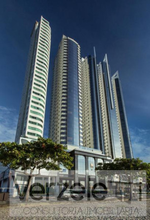 Imagem Apartamento com 4 Quartos para Temporada, 183 m² em Centro - Balneário Camboriú Imagem Apartamento com 4 Quartos para Temporada, 183 m² em Centro - Balneário Camboriú