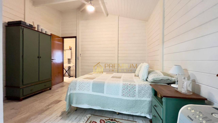 Imagem Casa com 7 Quartos à Venda, 400 m² em Pouso Alegre - Santa Isabel Imagem Casa com 7 Quartos à Venda, 400 m² em Pouso Alegre - Santa Isabel