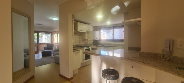 Imagem Apartamento com 2 Quartos à Venda, 96 m² em Centro - Gramado Imagem Apartamento com 2 Quartos à Venda, 96 m² em Centro - Gramado