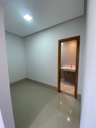Imagem Casa de Condomínio com 3 Quartos à Venda, 224 m² em Condomínio Marinas Di Caldas - Caldas Novas Imagem Casa de Condomínio com 3 Quartos à Venda, 224 m² em Condomínio Marinas Di Caldas - Caldas Novas