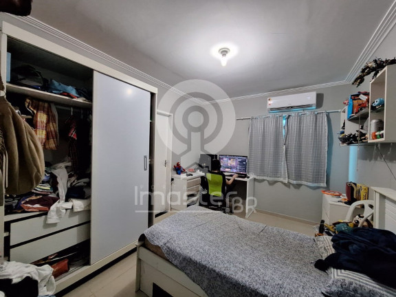 Imagem Casa com 5 Quartos à Venda, 210 m² em Demócrito Rocha - Fortaleza