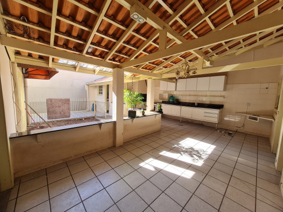Imagem Casa com 4 Quartos à Venda, 252 m² em Centro - Balneário Camboriú Imagem Casa com 4 Quartos à Venda, 252 m² em Centro - Balneário Camboriú