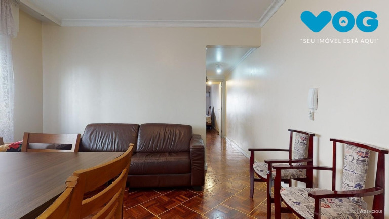 Imagem Imóvel com 2 Quartos à Venda, 62 m² em Menino Deus - Porto Alegre Imagem Imóvel com 2 Quartos à Venda, 62 m² em Menino Deus - Porto Alegre