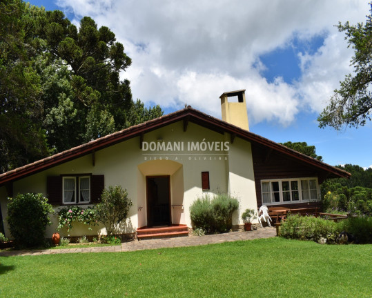 Imagem Imóvel com 3 Quartos à Venda, 950 m² em Região Do Toriba - Campos Do Jordão Imagem Imóvel com 3 Quartos à Venda, 950 m² em Região Do Toriba - Campos Do Jordão