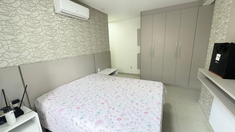 Imagem Apartamento com 3 Quartos à Venda, 140 m² em Meia Praia - Itapema Imagem Apartamento com 3 Quartos à Venda, 140 m² em Meia Praia - Itapema