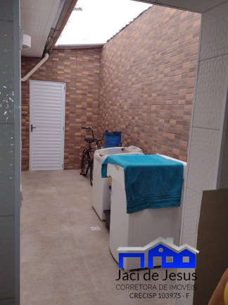 Imagem Casa com 3 Quartos à Venda, 165 m² em Marapé - Santos Imagem Casa com 3 Quartos à Venda, 165 m² em Marapé - Santos