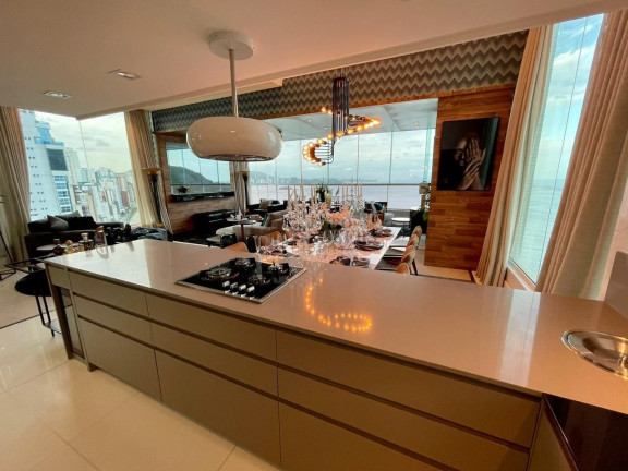 Imagem Apartamento com 7 Quartos à Venda, 600 m² em Centro - Balneário Camboriú Imagem Apartamento com 7 Quartos à Venda, 600 m² em Centro - Balneário Camboriú
