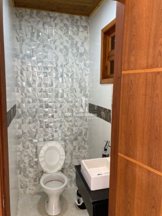 Imagem Imóvel com 2 Quartos à Venda, 150 m² Imagem Imóvel com 2 Quartos à Venda, 150 m²