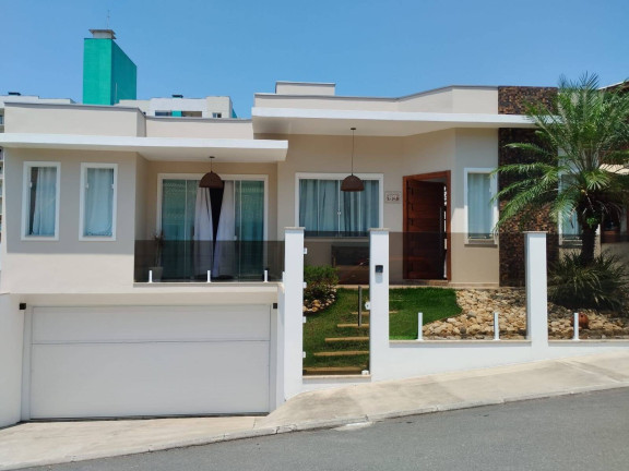 Casa com 3 Quartos à Venda, 263 m² em Centro - Barra Velha