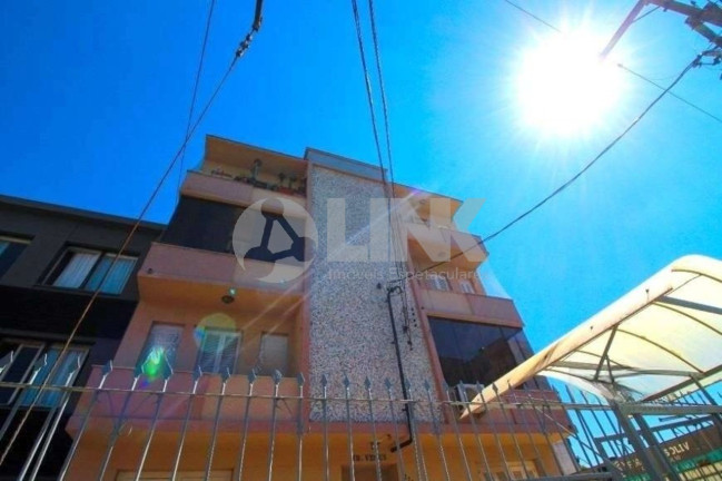 Imagem Apartamento com 2 Quartos à Venda, 70 m² em Santana - Porto Alegre Imagem Apartamento com 2 Quartos à Venda, 70 m² em Santana - Porto Alegre