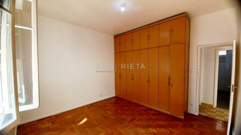 Imagem Apartamento com 3 Quartos à Venda, 130 m² em Copacabana - Rio De Janeiro Imagem Apartamento com 3 Quartos à Venda, 130 m² em Copacabana - Rio De Janeiro