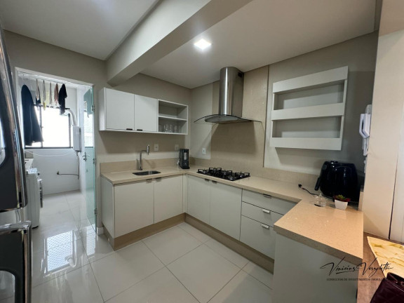 Imagem Apartamento com 3 Quartos para Temporada, 140 m² em Centro - Balneário Camboriú Imagem Apartamento com 3 Quartos para Temporada, 140 m² em Centro - Balneário Camboriú