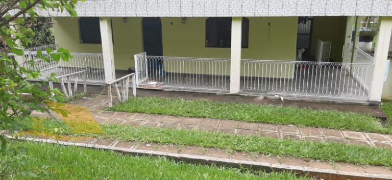 Imagem Chácara com 5 Quartos à Venda, 250 m²