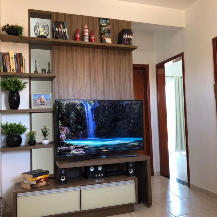 Imagem Sobrado com 3 Quartos à Venda, 144 m² em Setor Faiçalville - Goiânia
