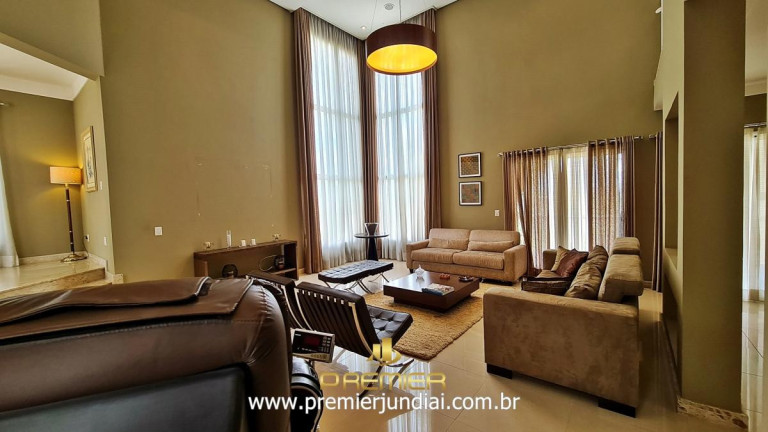 Imagem Casa com 3 Quartos à Venda, 880 m² em Jardim Novo Mundo - Jundiaí Imagem Casa com 3 Quartos à Venda, 880 m² em Jardim Novo Mundo - Jundiaí