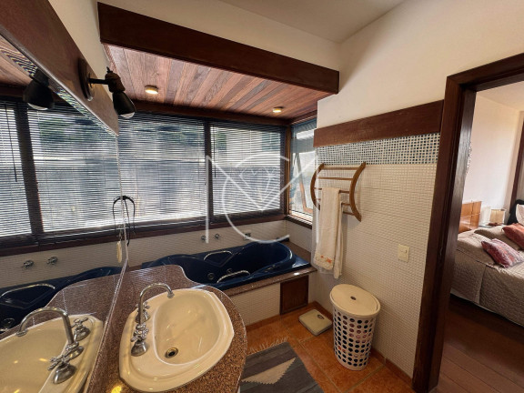 Imagem Casa com 3 Quartos à Venda, 395 m² em Bandeirantes (pampulha) - Belo Horizonte Imagem Casa com 3 Quartos à Venda, 395 m² em Bandeirantes (pampulha) - Belo Horizonte