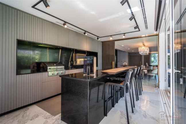 Imagem Casa com 7 Quartos à Venda, 780 m² em Jurerê Internacional - Florianópolis Imagem Casa com 7 Quartos à Venda, 780 m² em Jurerê Internacional - Florianópolis