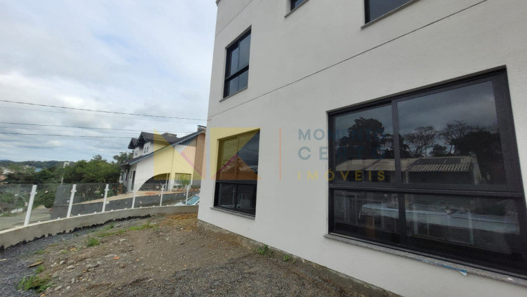 Imagem Sobrado com 3 Quartos à Venda, 132 m² em Escola Agrícola - Blumenau