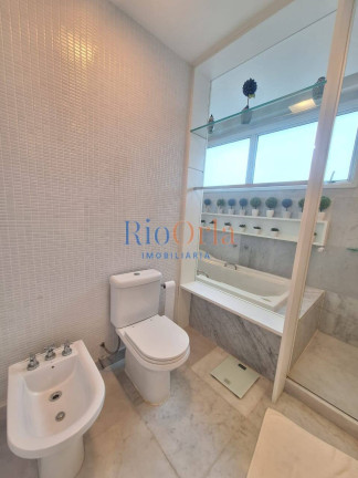 Imagem Apartamento com 4 Quartos à Venda, 396 m² em Barra Da Tijuca - Rio De Janeiro Imagem Apartamento com 4 Quartos à Venda, 396 m² em Barra Da Tijuca - Rio De Janeiro