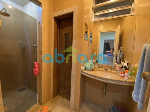 Imagem Apartamento com 4 Quartos à Venda, 350 m² em Copacabana - Rio De Janeiro Imagem Apartamento com 4 Quartos à Venda, 350 m² em Copacabana - Rio De Janeiro