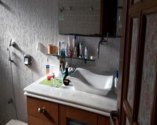 Imagem Imóvel com 4 Quartos à Venda, em Icaraí - Niterói Imagem Imóvel com 4 Quartos à Venda, em Icaraí - Niterói