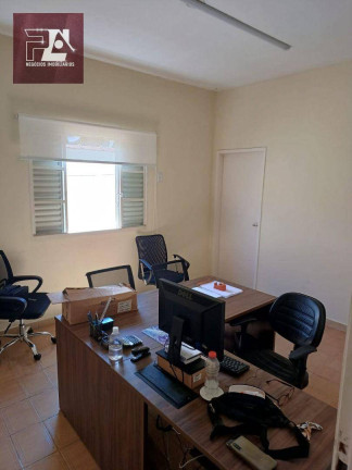Imagem Casa com 3 Quartos para Alugar, 250 m² em Nova Lorena - Lorena Imagem Casa com 3 Quartos para Alugar, 250 m² em Nova Lorena - Lorena