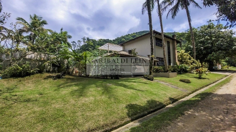 Imagem Sobrado com 5 Quartos à Venda, 485 m² em Lagoinha - Ubatuba