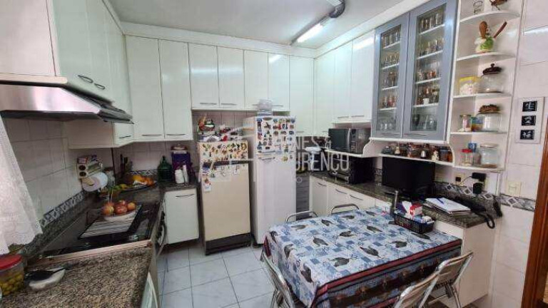 Imagem Casa com 4 Quartos à Venda, 337 m² em Embaré - Santos