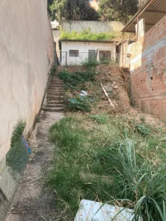 Terreno à Venda, 180 m² em R$220.000,00  //  Ouro Preto - Belo Horizonte