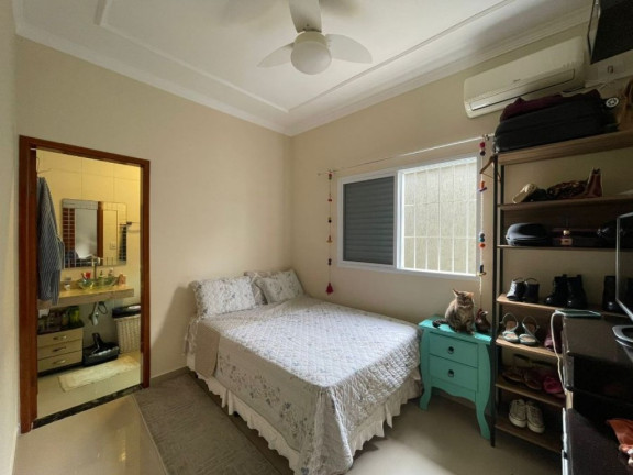 Imagem Casa com 4 Quartos à Venda, 160 m² em Flórida - Praia Grande Imagem Casa com 4 Quartos à Venda, 160 m² em Flórida - Praia Grande