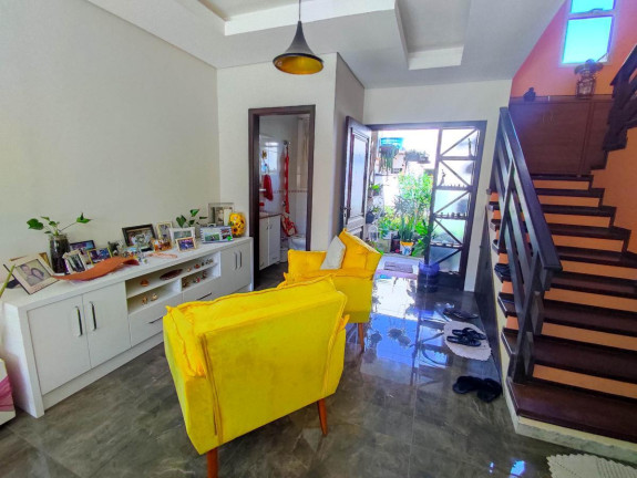 Imagem Casa com 4 Quartos à Venda, 235 m² em Portão - Curitiba