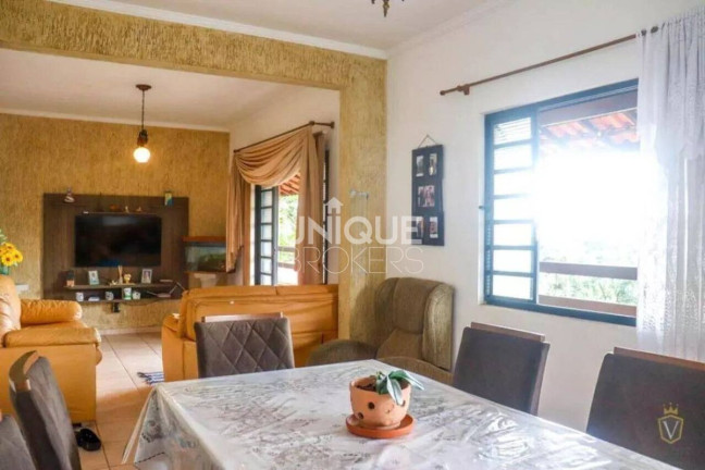 Chácara com 3 Quartos à Venda, 1.100 m² em Mato Dentro - Jundiaí