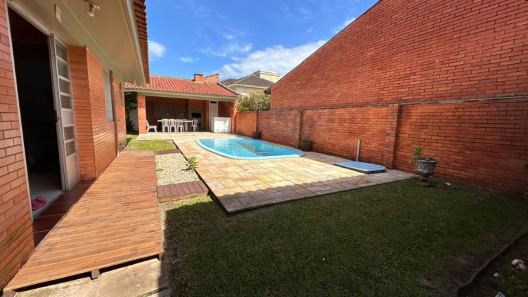 Imagem Casa com 5 Quartos à Venda, 318 m² em Atlântida - Xangri-lá