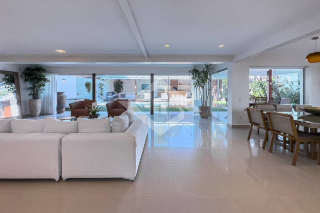 Imagem Casa com 6 Quartos à Venda, 430 m² em Barra Da Tijuca - Rio De Janeiro Imagem Casa com 6 Quartos à Venda, 430 m² em Barra Da Tijuca - Rio De Janeiro