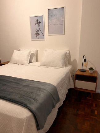 Imagem Imóvel com 3 Quartos à Venda, 120 m² em Flamengo - Rio De Janeiro Imagem Imóvel com 3 Quartos à Venda, 120 m² em Flamengo - Rio De Janeiro