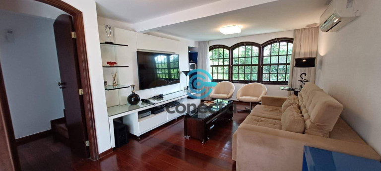 Imagem Casa com 6 Quartos à Venda, 461 m² em Piratininga - Niterói
