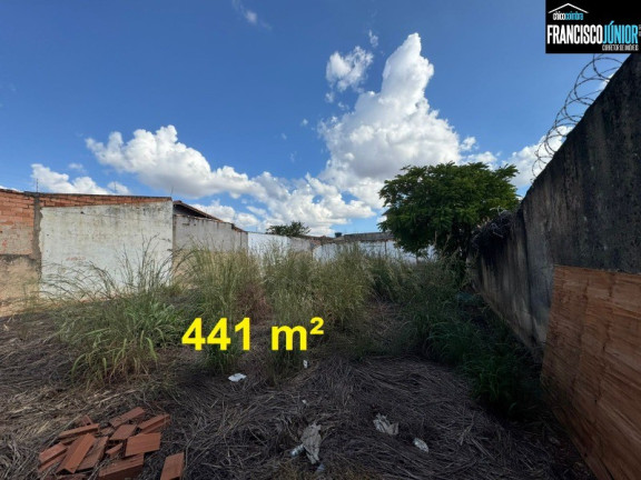 Terreno à Venda, 441 m² em Setor Coimbra - Goiânia