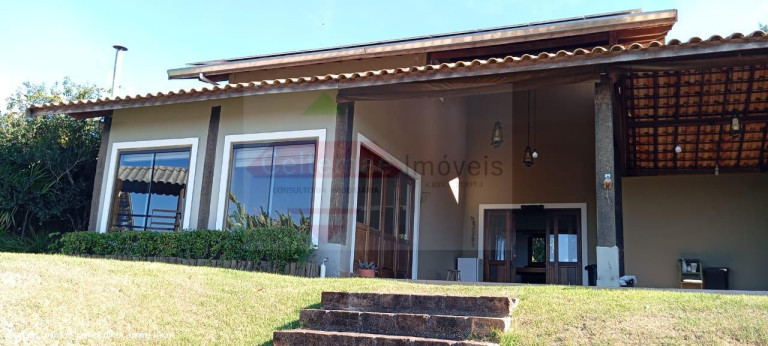 Imagem Casa com 3 Quartos à Venda, 349 m² em Chacaras Catagua - Taubaté
