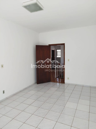 Imagem Casa com 1 Quarto à Venda, 250 m² em Vila Thais - Atibaia Imagem Casa com 1 Quarto à Venda, 250 m² em Vila Thais - Atibaia