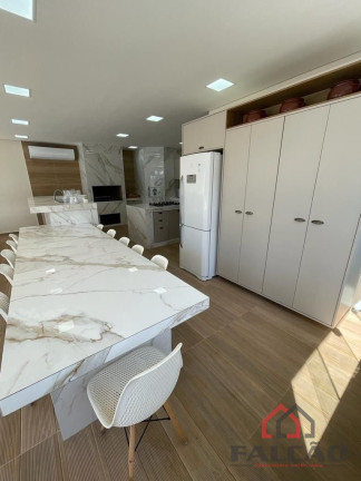 Imagem Sobrado com 5 Quartos à Venda, 520 m² em Balneário Flórida - Praia Grande Imagem Sobrado com 5 Quartos à Venda, 520 m² em Balneário Flórida - Praia Grande