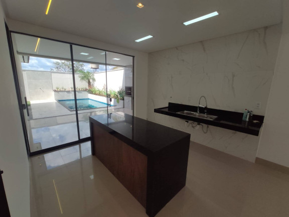 Imagem Casa com 3 Quartos à Venda, 185 m² em Jardim Balneário Meia Ponte - Goiânia